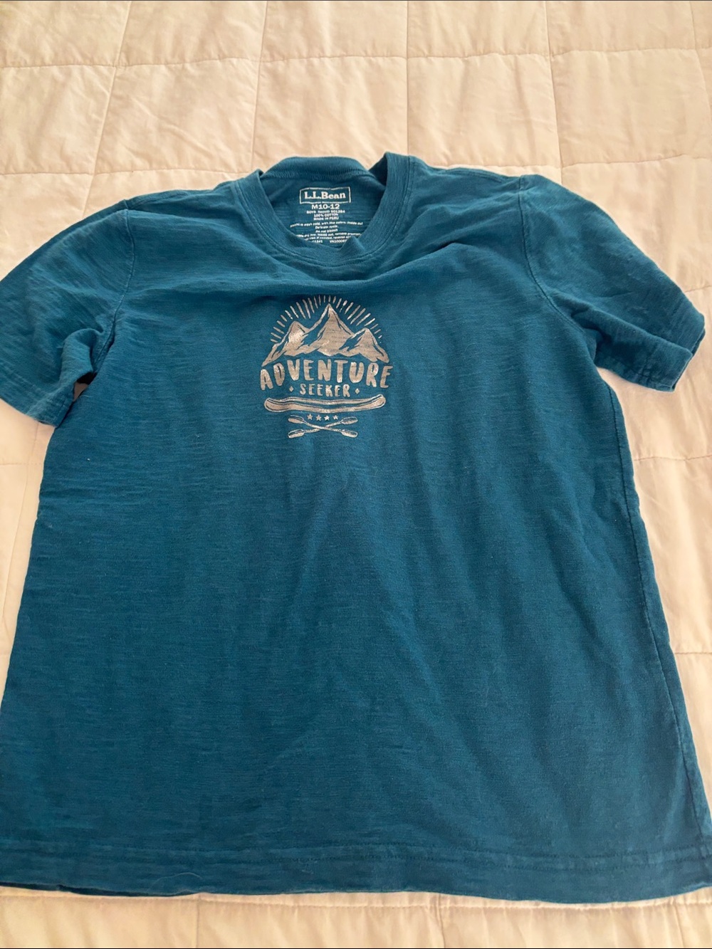 L.L. Bean boys 10/12 Teal Graphic 'Adventure Seeker' Short Sleeve Tee
